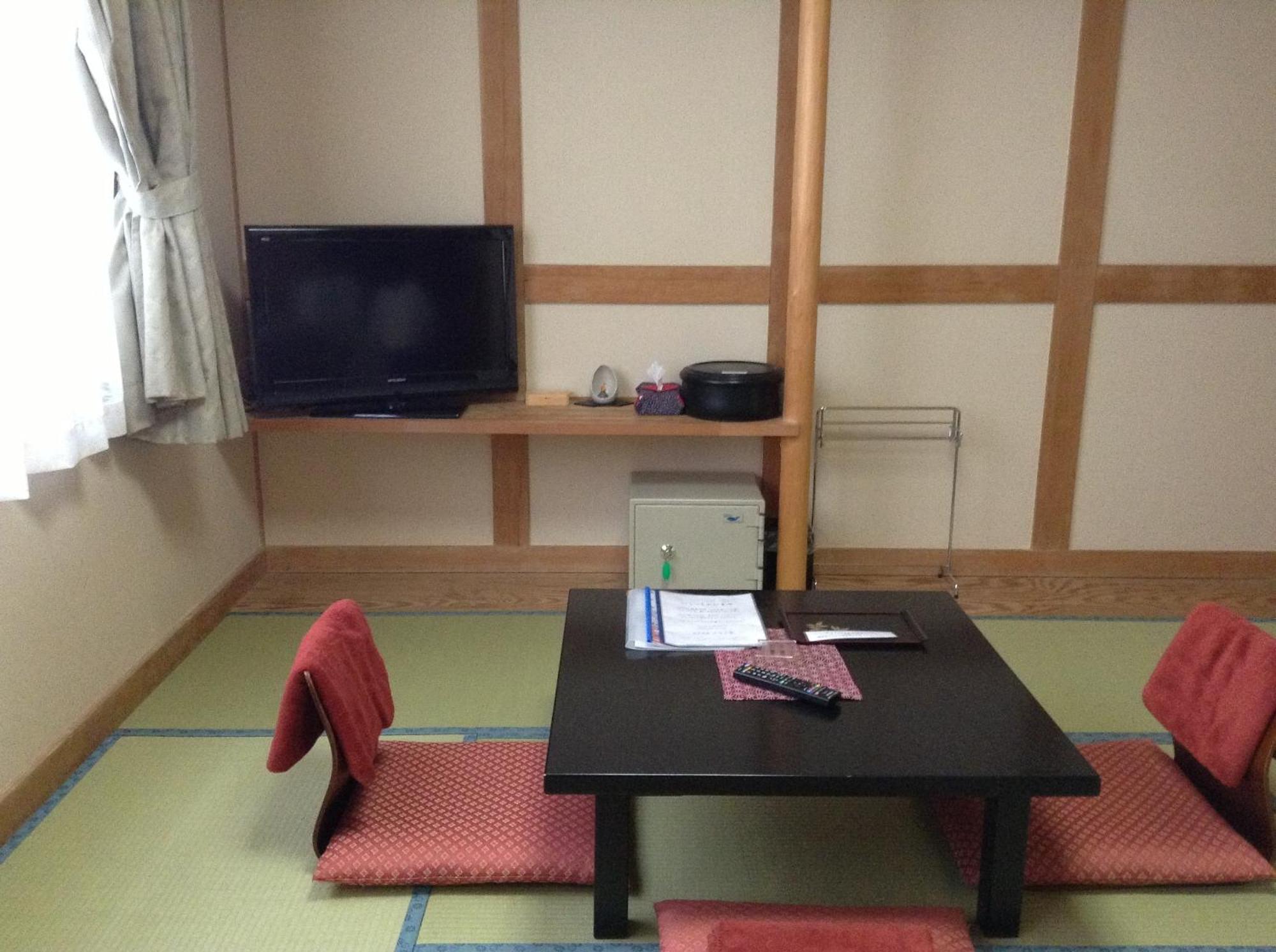 Minamiya 山とねこと遊ぶ宿 みなみ家 Hakuba Værelse billede